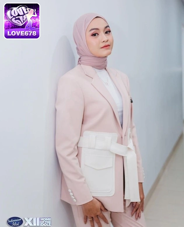 Meicy Villia-Uptogel